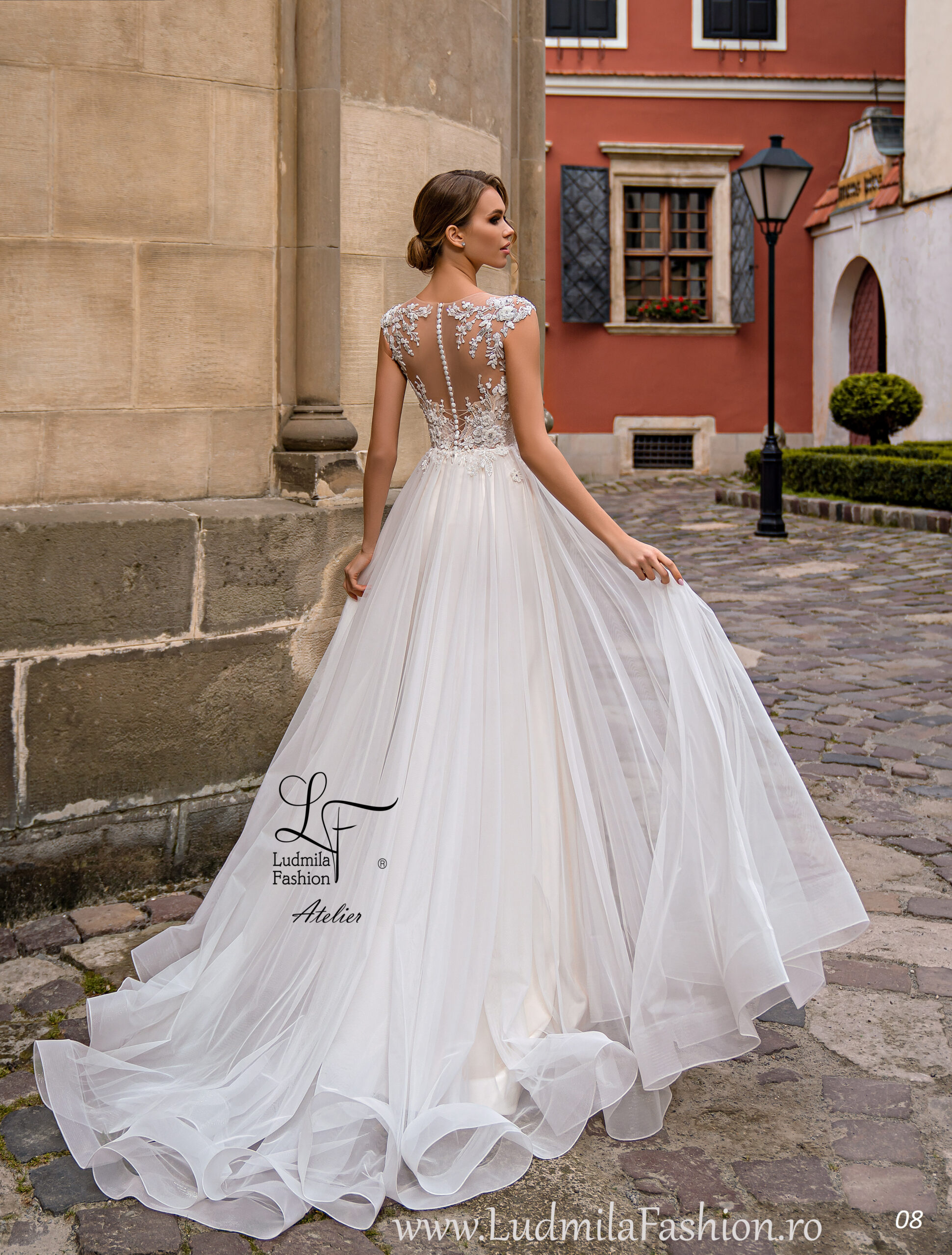 Rochie de mireasă 08 - imagine 3