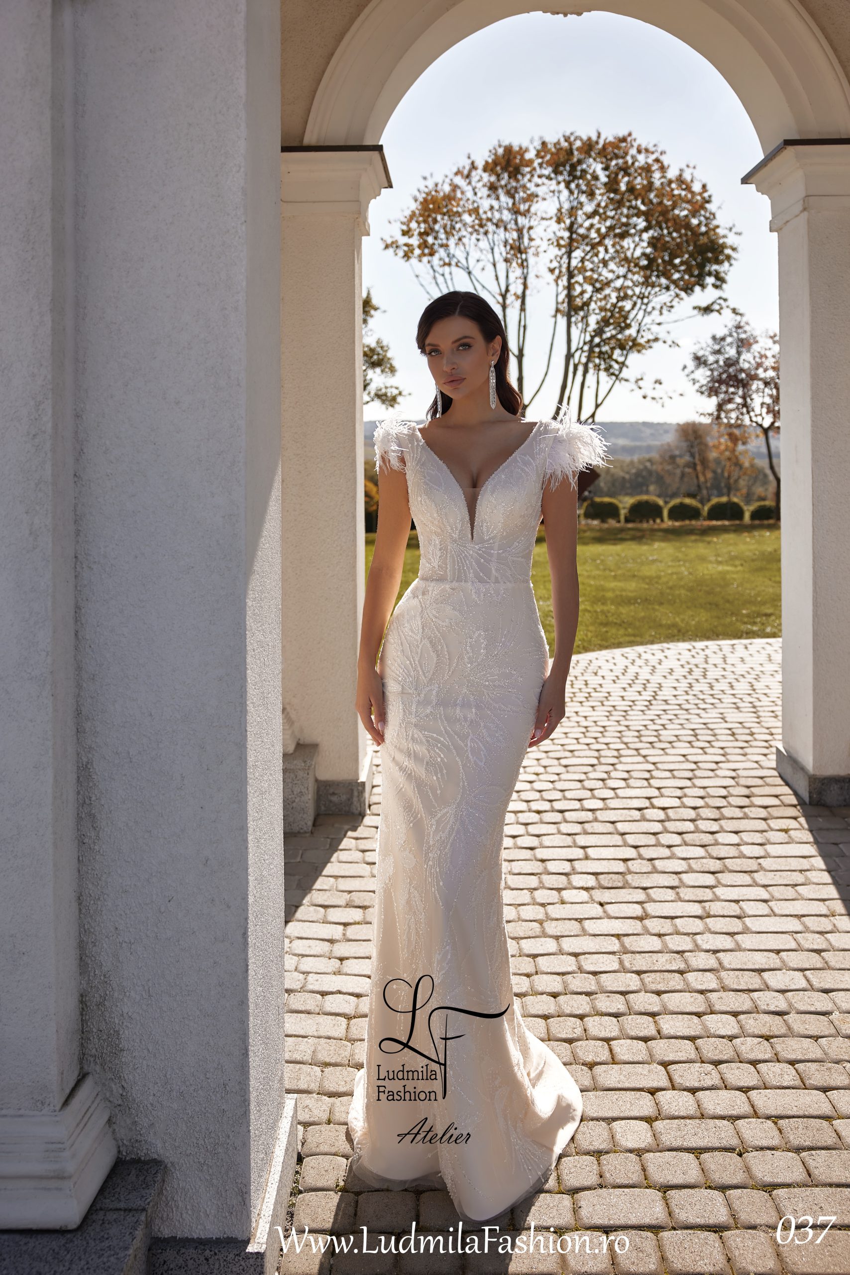 Rochie de mireasă 2023-37 - imagine 6