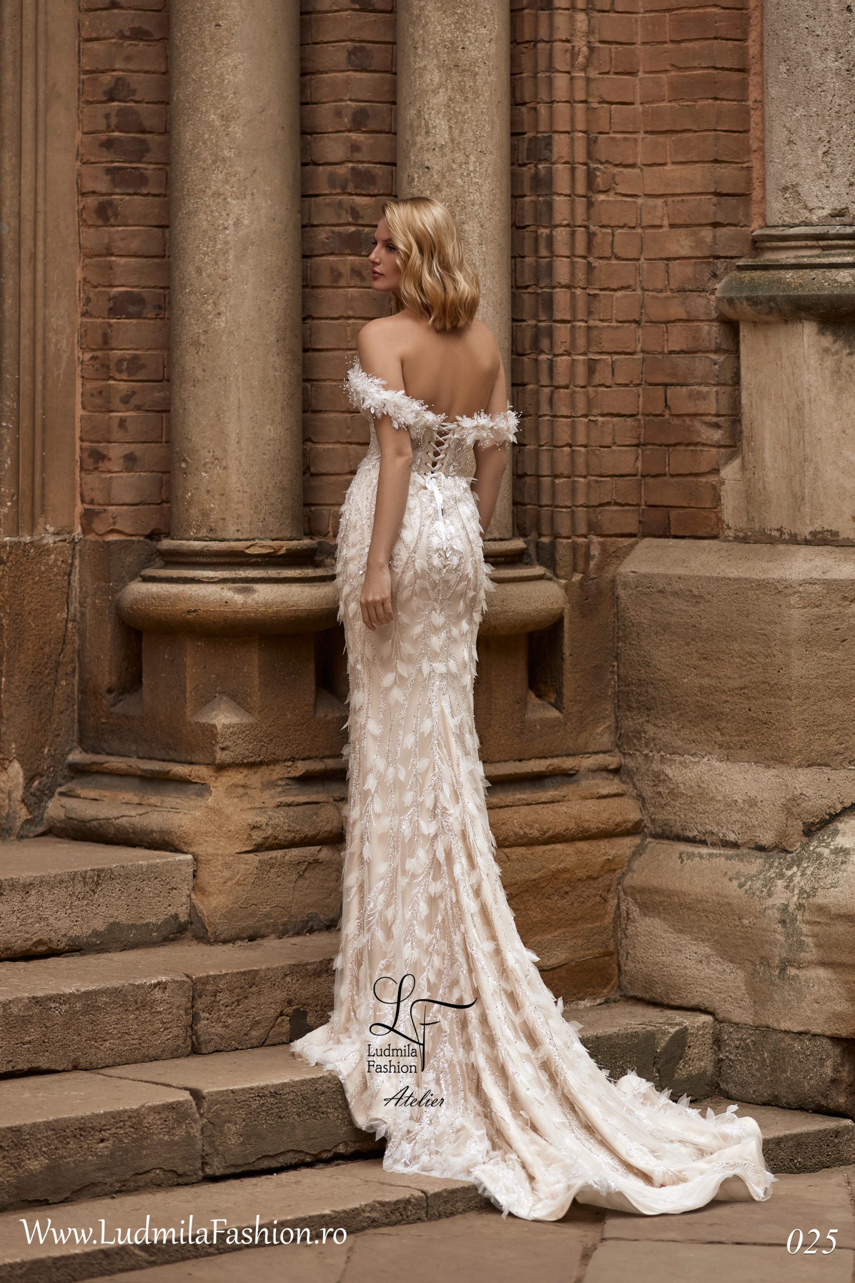 Rochie de mireasă 2024-25 - imagine 4