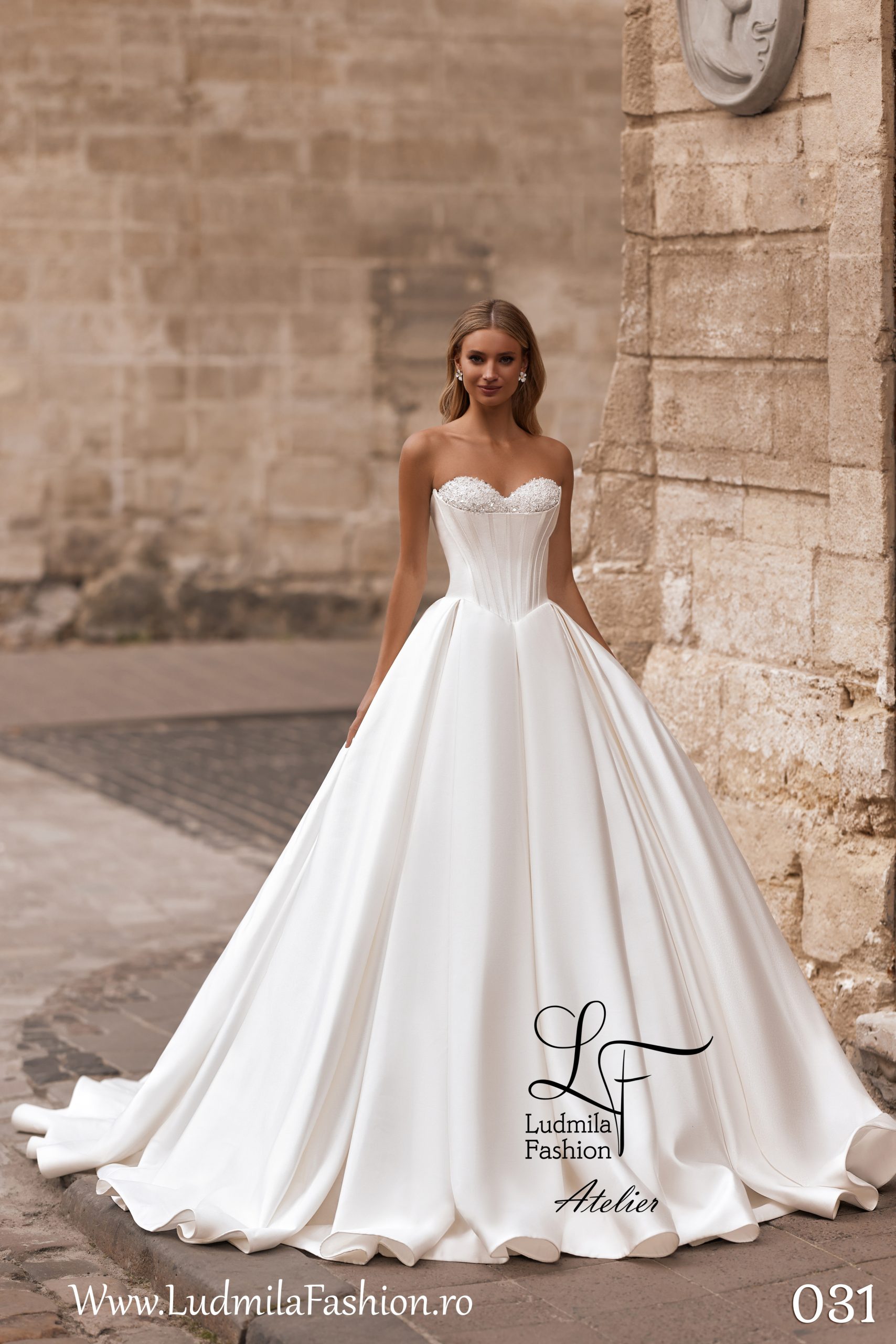 Rochie de mireasă 2025-31 - imagine 3